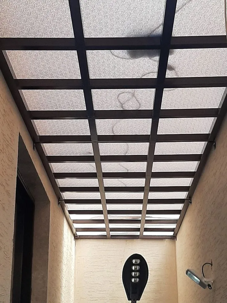 مظلات لكسان